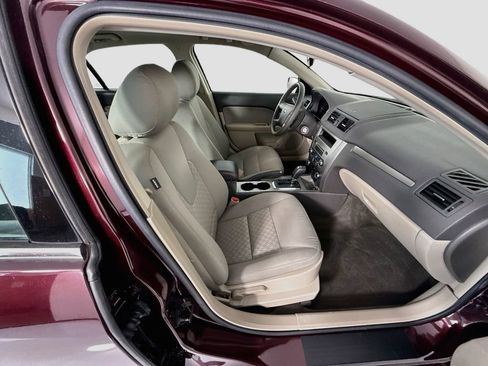 Used 2012 Ford Fusion SE FWD image 19