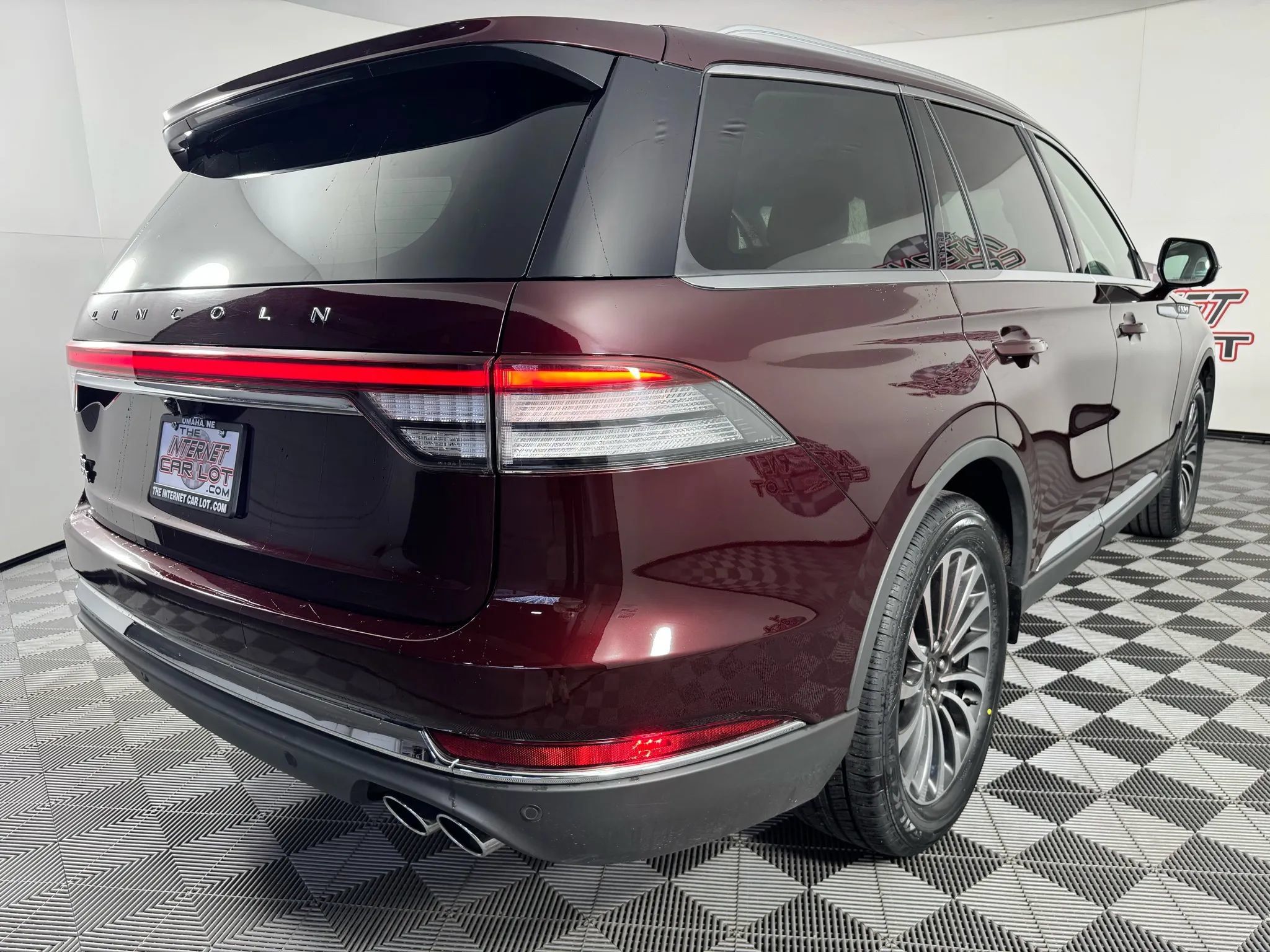 Used 2022 Lincoln Aviator Reserve w/ Elements Package Plus AWD/4WD image 32