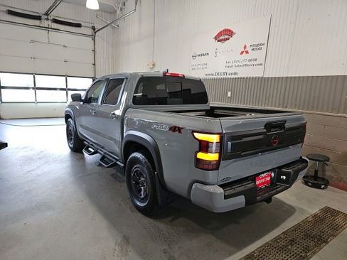 Used 2025 Nissan Frontier PRO-4X w/ Pro Premium Package AWD/4WD image 5