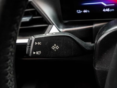 Used 2023 BMW i4 eDrive40 RWD image 41