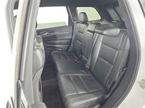 Used 2018 Jeep Grand Cherokee Limited image 18