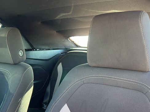 Used 2018 Chevrolet Camaro LT image 14