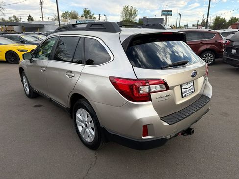 Used 2015 Subaru Outback 2.5i Premium AWD/4WD image 7