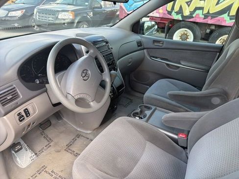 Used 2006 Toyota Sienna FWD image 8