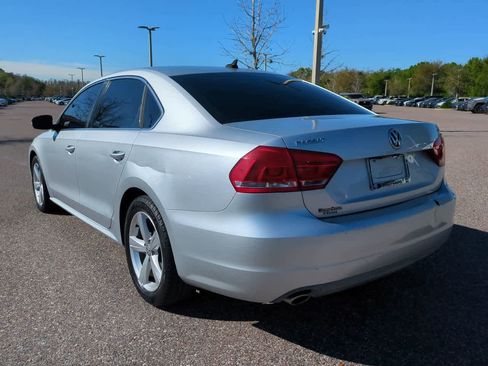 Used 2013 Volkswagen Passat 2.5 SE image 4
