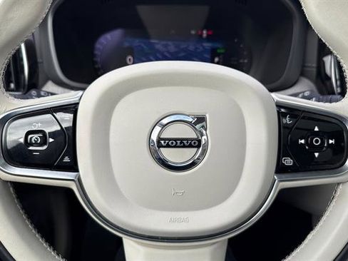Certified 2023 Volvo XC60 T8 Ultimate image 26