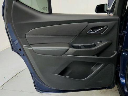 Certified 2023 Chevrolet Traverse LT image 17