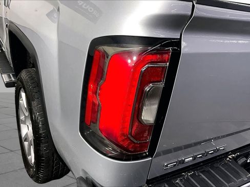 Used 2017 GMC Sierra 1500 Denali RWD image 28