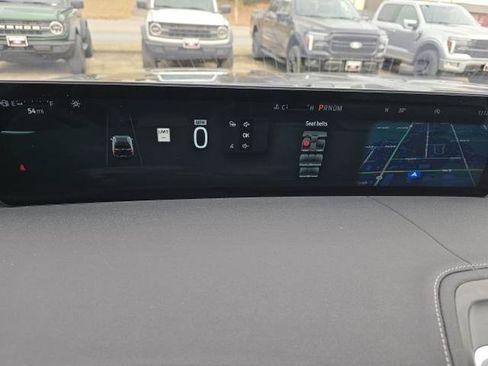 Certified 2025 Ford Expedition Platinum w/ Driver's Package AWD/4WD image 20