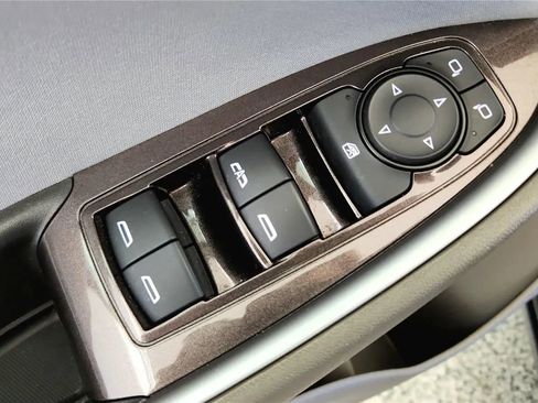 Used 2025 Chevrolet Malibu LT FWD image 26