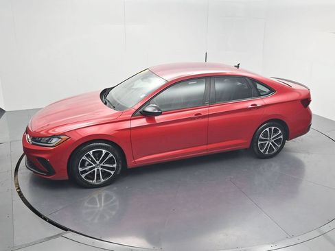 Used 2025 Volkswagen Jetta Sport FWD image 44