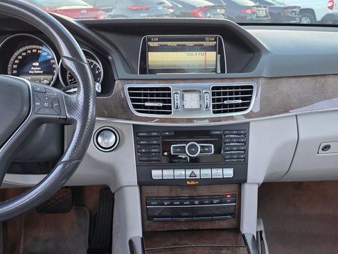Used 2014 Mercedes-Benz E 350 Sedan image 15