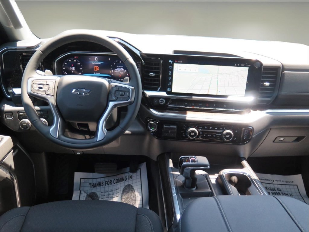 New 2026 Chevrolet Silverado 1500 RST w/ Redline Edition AWD/4WD image 21