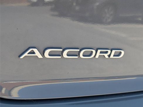 Used 2025 Honda Accord Sport image 9