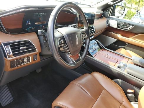 Certified 2023 Lincoln Navigator L Reserve image 20