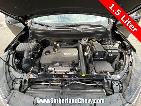 Used 2022 Chevrolet Equinox LS image 42