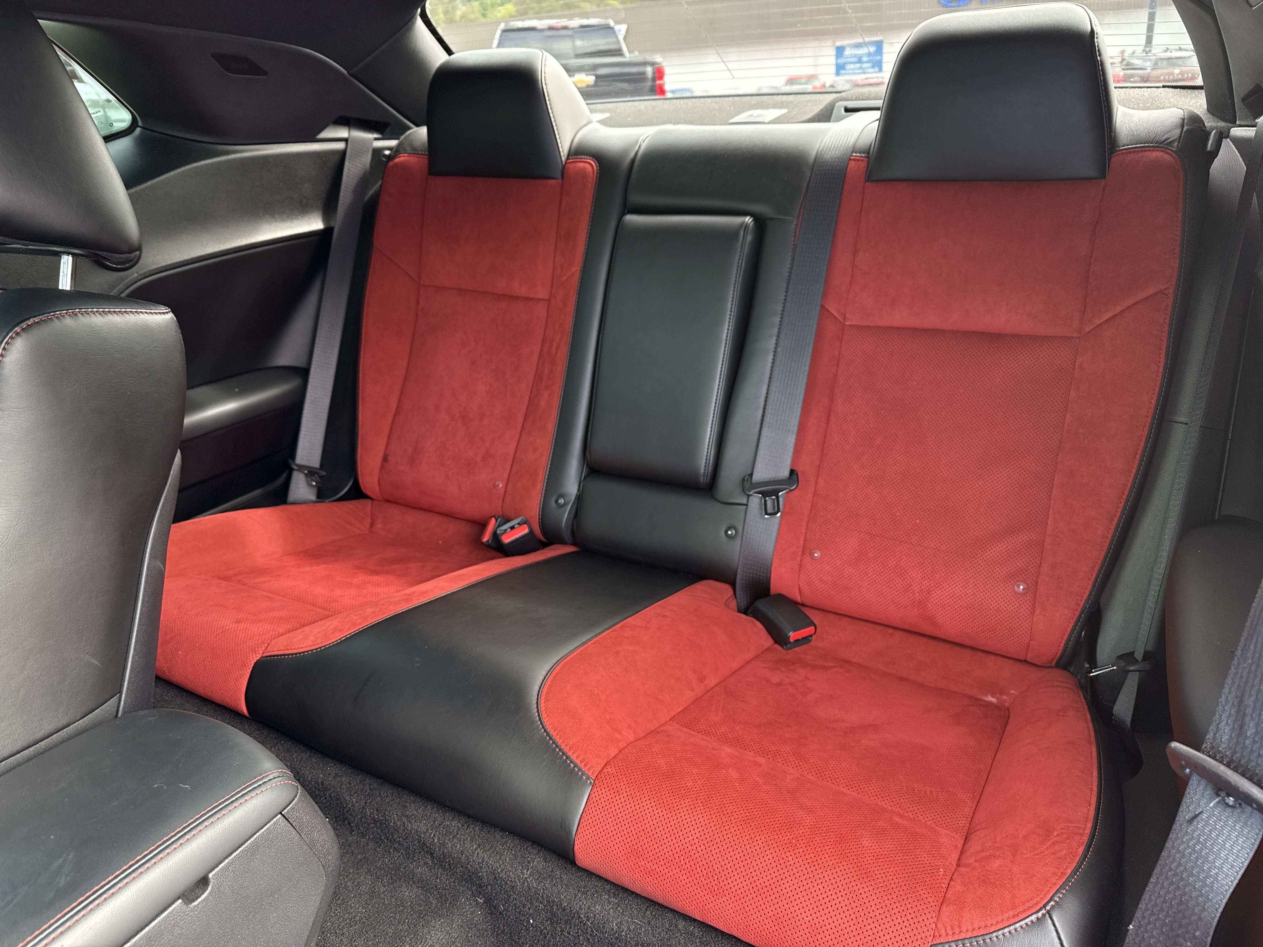 Used 2022 Dodge Challenger R/T Scat Pack RWD image 12