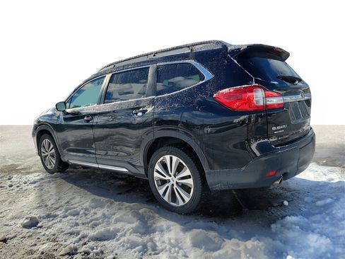 Used 2022 Subaru Ascent Limited image 3