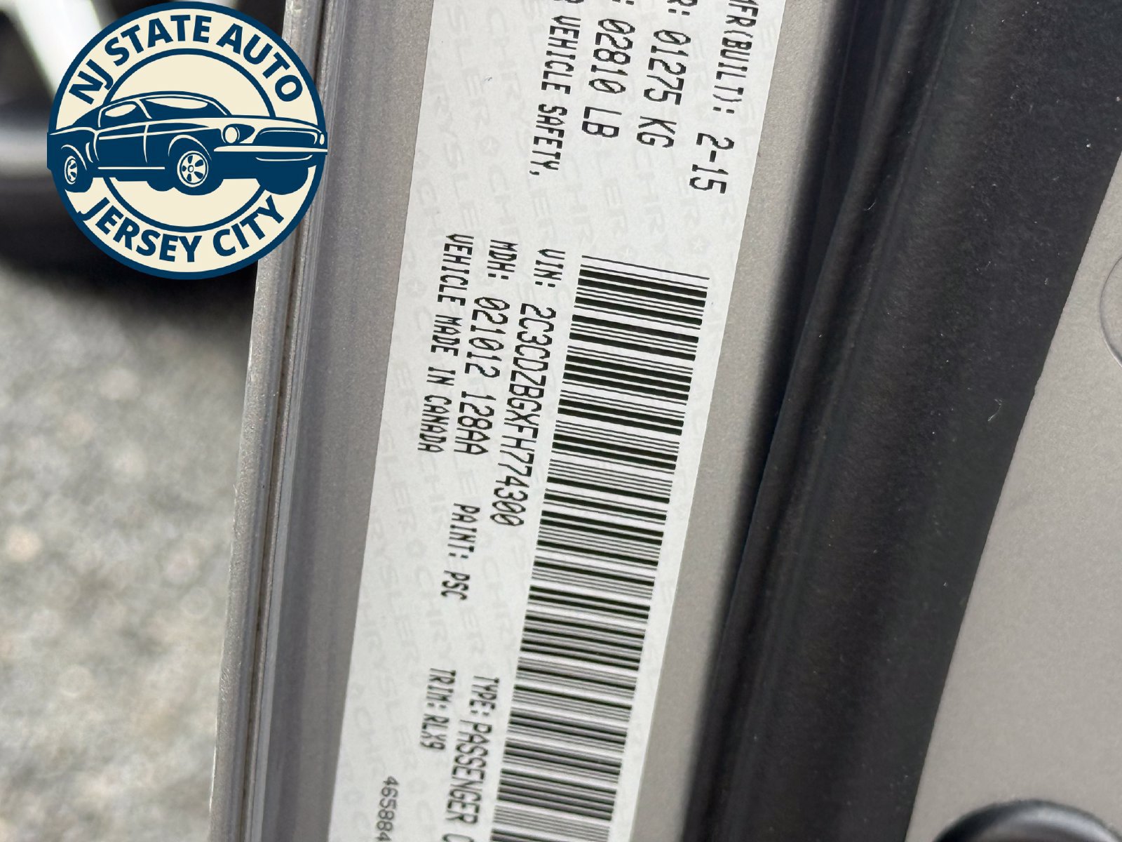 Used 2015 Dodge Challenger SXT Plus RWD image 27
