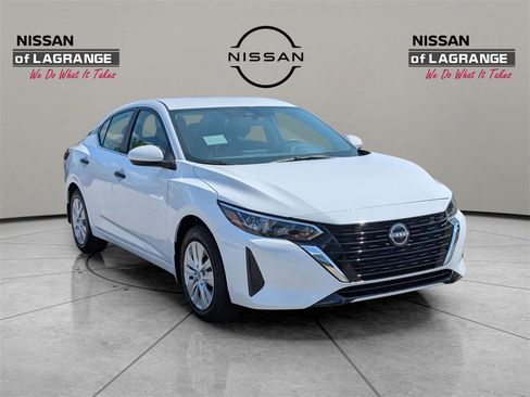 New 2025 Nissan Sentra S image 3