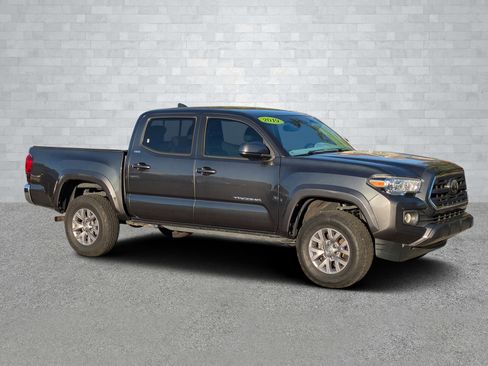 Used 2019 Toyota Tacoma SR5 image 2