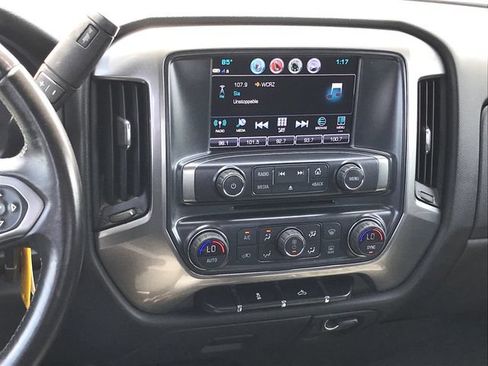 Used 2018 Chevrolet Silverado 1500 LT w/ All Star Edition AWD/4WD image 11