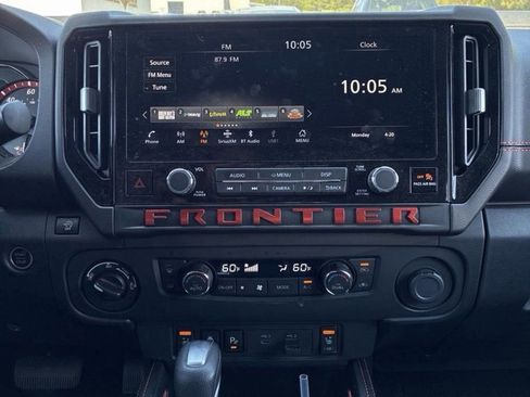 Used 2025 Nissan Frontier PRO-4X w/ Pro Convenience Package AWD/4WD image 16