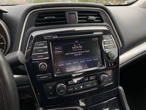 Used 2023 Nissan Maxima SL image 15