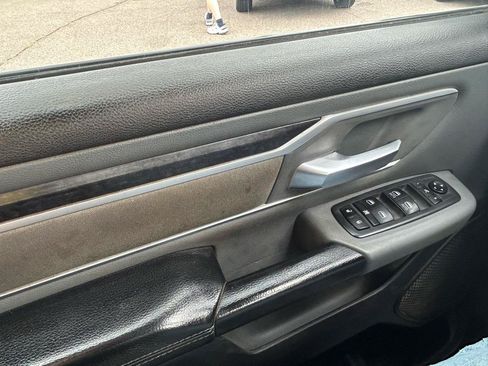 Used 2021 RAM 1500 Big Horn AWD/4WD image 30