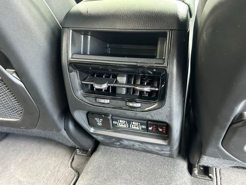 Certified 2024 Jeep Grand Cherokee Limited w/ Black Appearance Package image 43