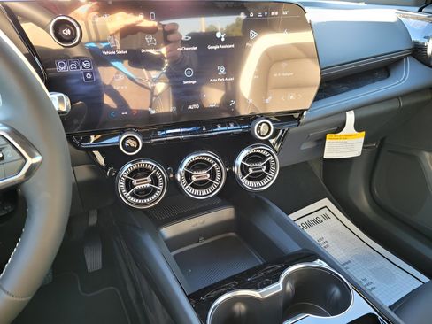 New 2026 Chevrolet Blazer EV LT w/ Super Cruise Package image 9