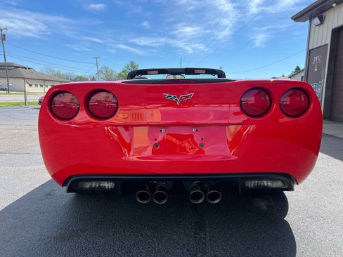 Used 2010 Chevrolet Corvette Convertible w/ Preferred Equipment Group RWD image 35