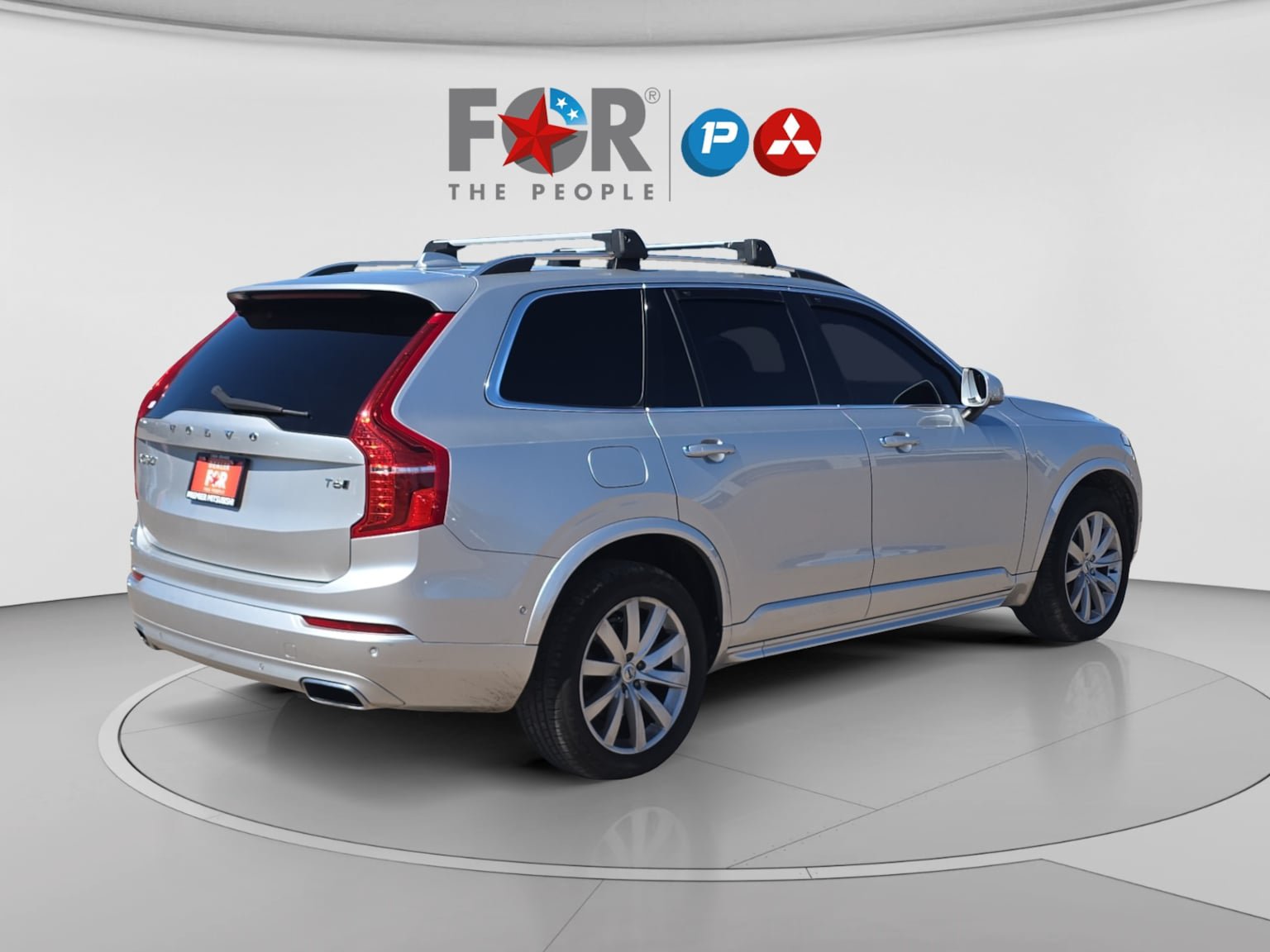 Used 2016 Volvo XC90 T6 Momentum AWD/4WD image 5