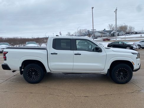 Used 2022 Nissan Frontier S w/ Technology Package image 6