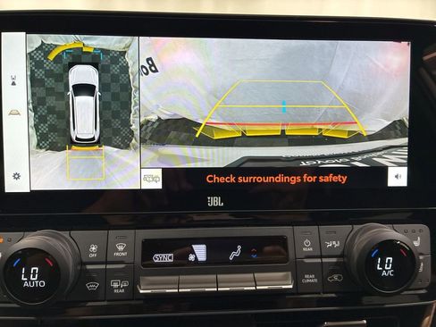 Used 2026 Toyota Grand Highlander AWD Hybrid image 33