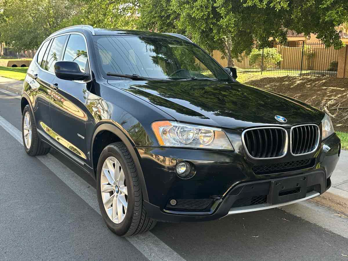 Used 2013 BMW X3 xDrive28i AWD/4WD image 2