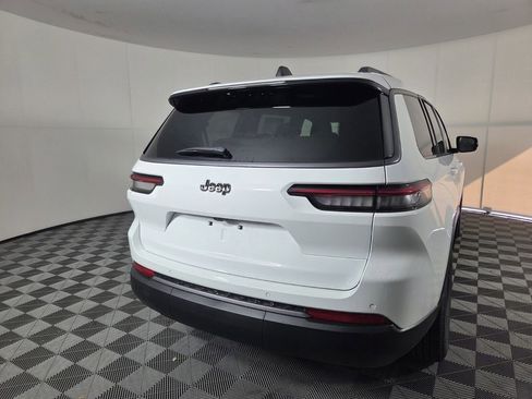 New 2026 Jeep Grand Cherokee L 2WD image 6