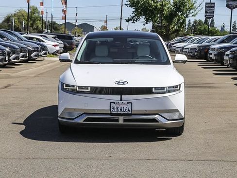Certified 2023 Hyundai Ioniq 5 Limited AWD/4WD image 7