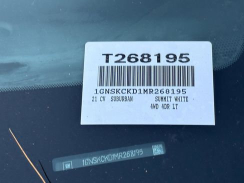 Used 2021 Chevrolet Suburban LT image 15