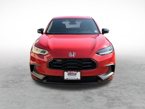 Certified 2025 Honda HR-V Sport image 2