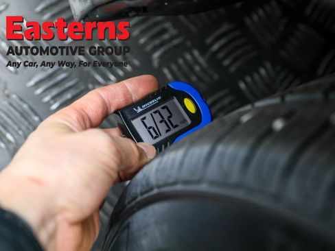 Used 2022 Toyota Camry SE image 27