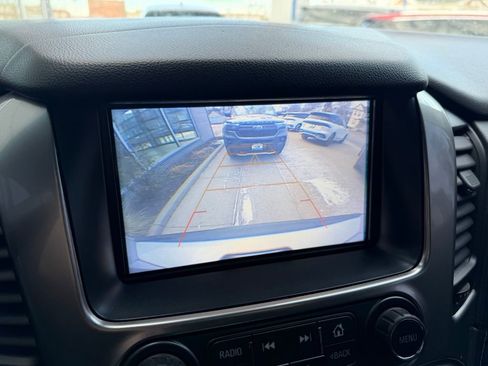 Used 2018 Chevrolet Tahoe LT image 19