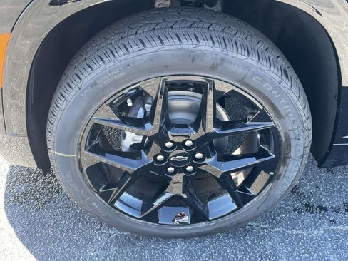 New 2026 Chevrolet Traverse RS w/ LPO, Floor Liner Package image 7