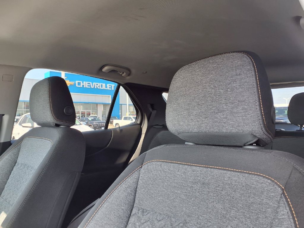 Used 2024 Chevrolet Equinox LT FWD image 17