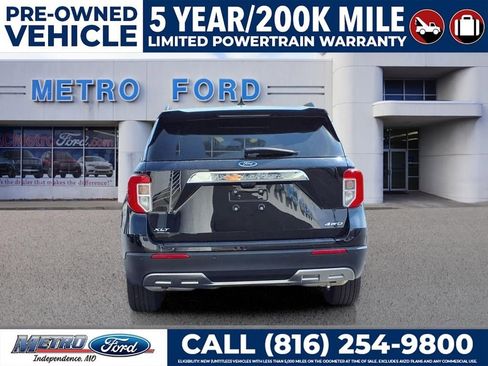 Used 2023 Ford Explorer XLT w/ Equipment Group 202A image 5