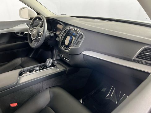 Used 2023 Volvo XC90 B5 Core w/ Protection Package Premier image 30