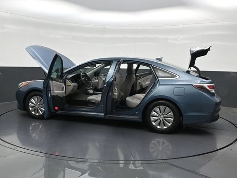 Used 2016 Hyundai Sonata SE FWD image 35