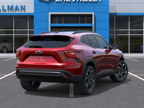 New 2026 Chevrolet Trax RS image 4