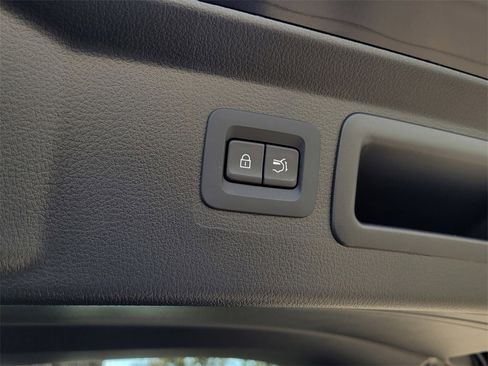 Certified 2025 MAZDA CX-50 AWD 2.5 S w/ Premium Plus Pkg image 27