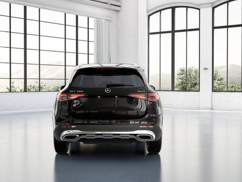 New 2026 Mercedes-Benz GLC 300 GLC 300 image 8